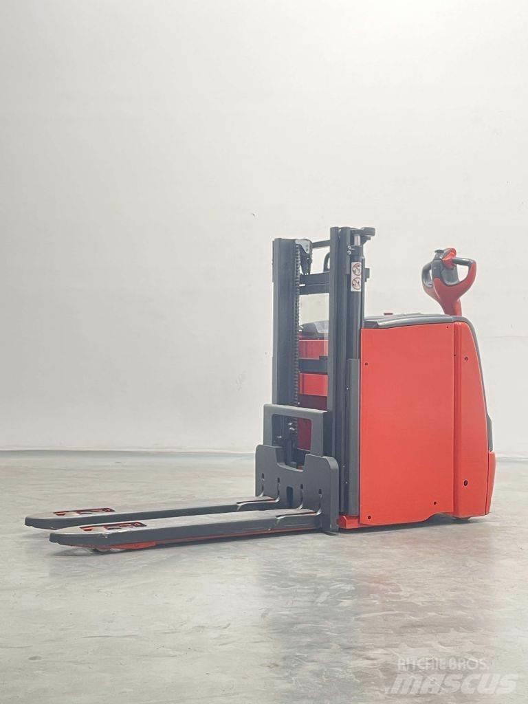 Linde D10 ACC-1163 Ručni električni viličar
