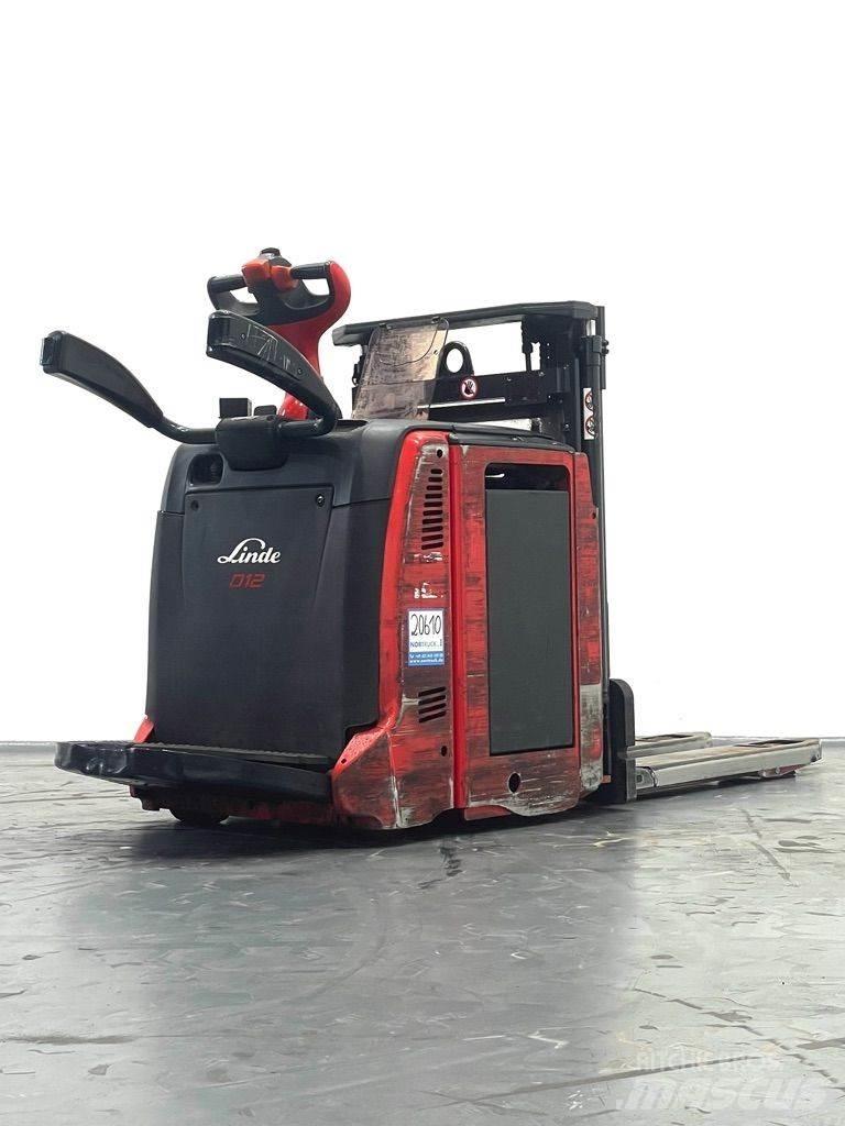 Linde D12AP-133 Ručni električni viličar