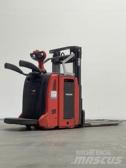 Linde D12HPAP Ručni električni viličar