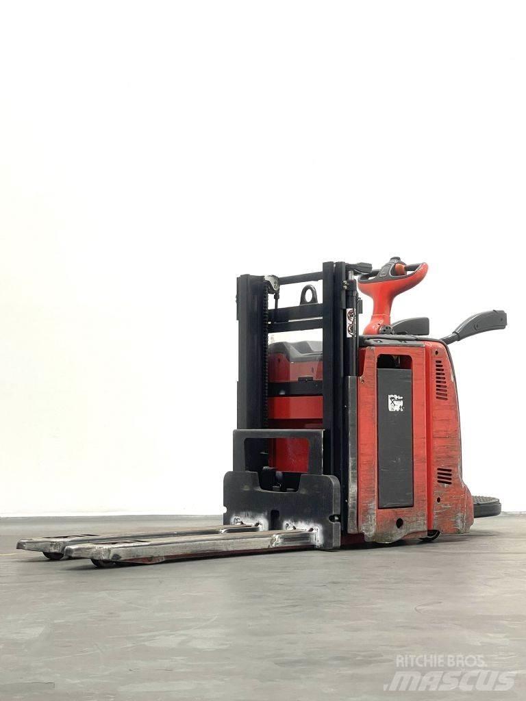 Linde D12HPAP Ručni električni viličar