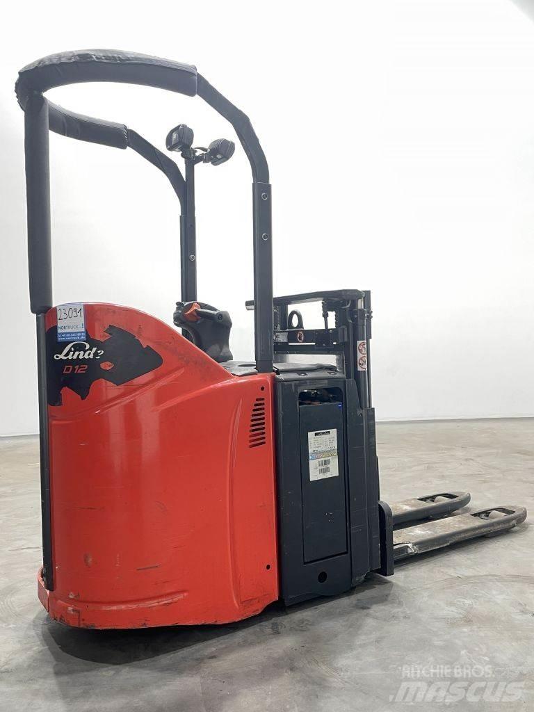 Linde D12SP-133 Ručni električni viličar