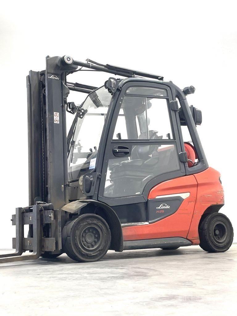 Linde H25T-01 Plinski viličari