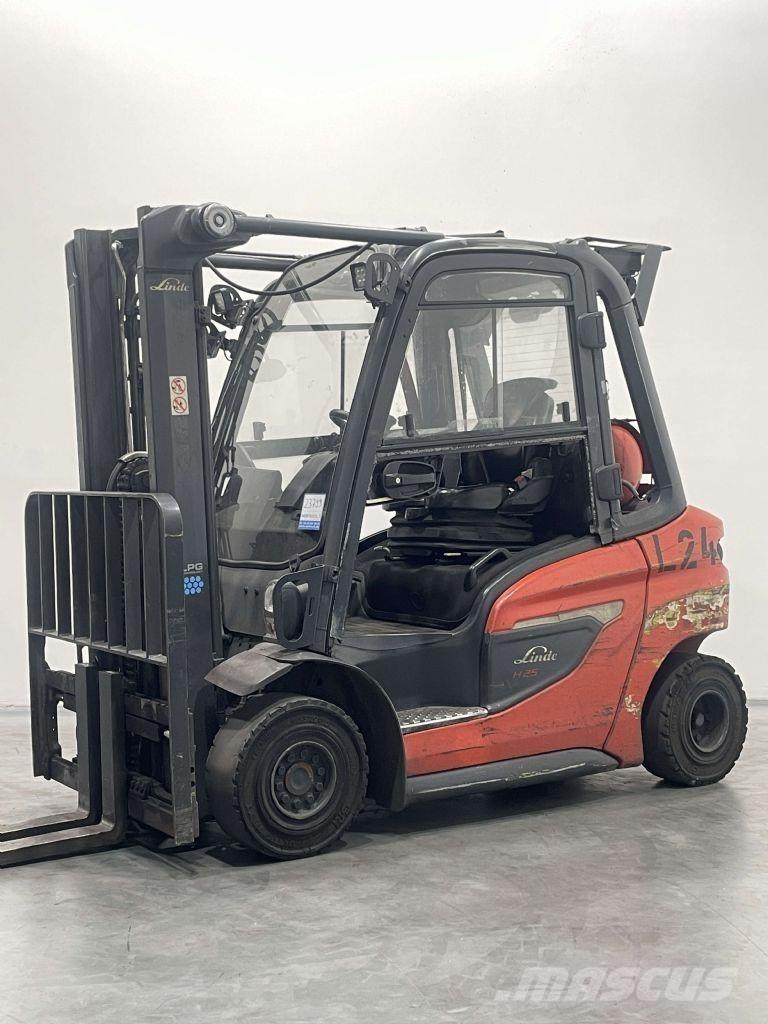 Linde H25T-01-1202 Plinski viličari