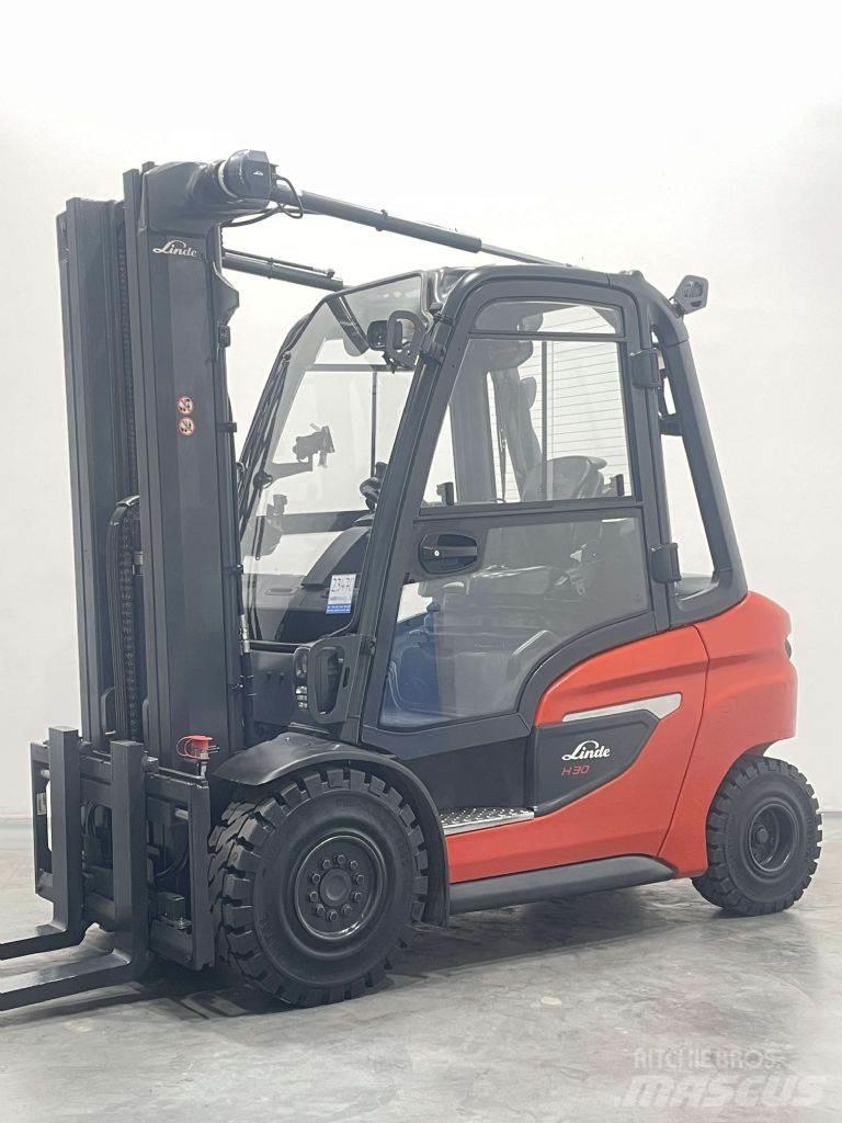 Linde H30D-01-1202 Dizelski viličari