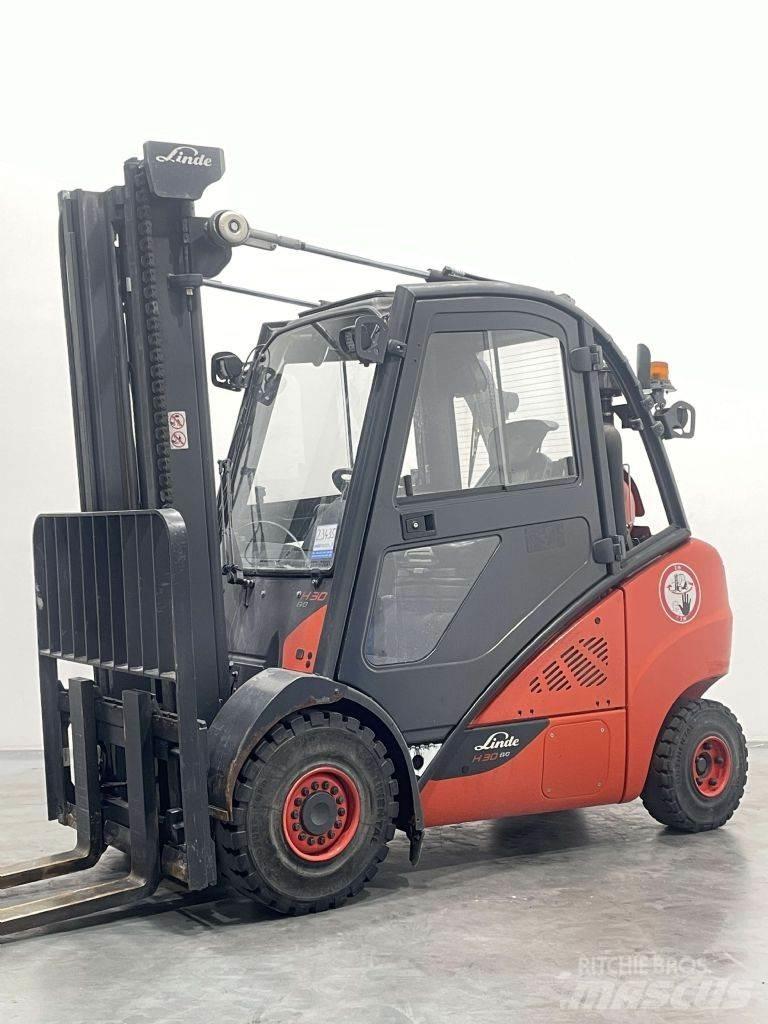 Linde H30T-02-393 Plinski viličari