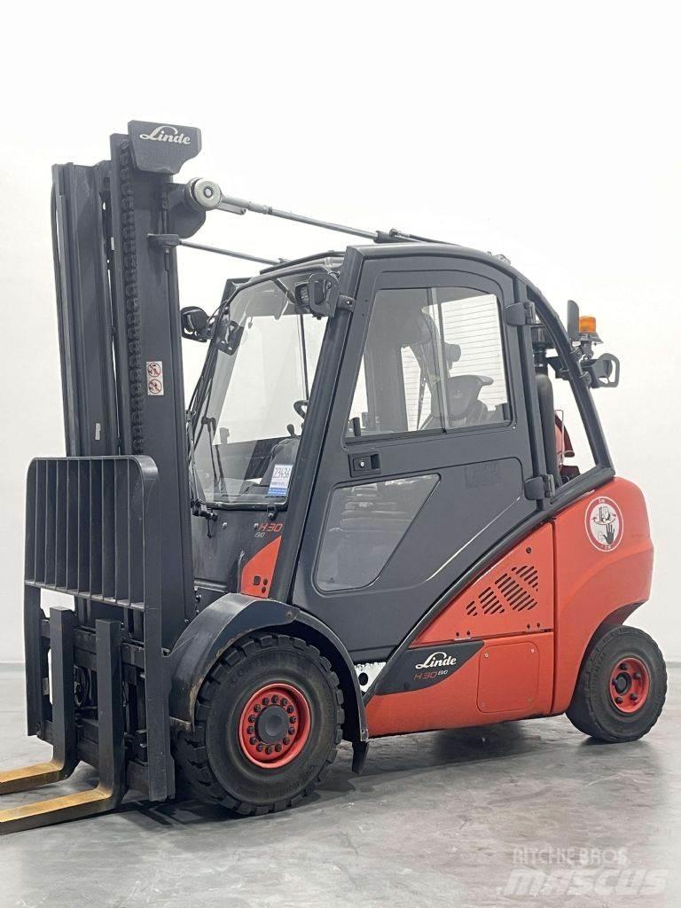 Linde H30T-02-393 Plinski viličari