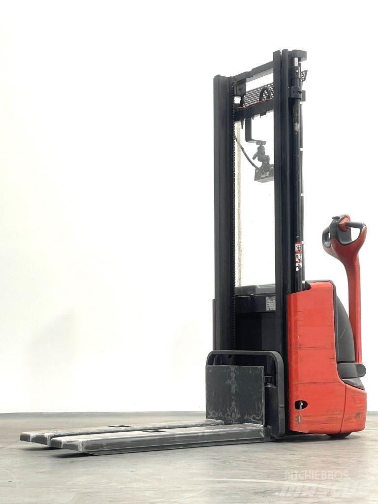 Linde L12 Ručni električni viličar