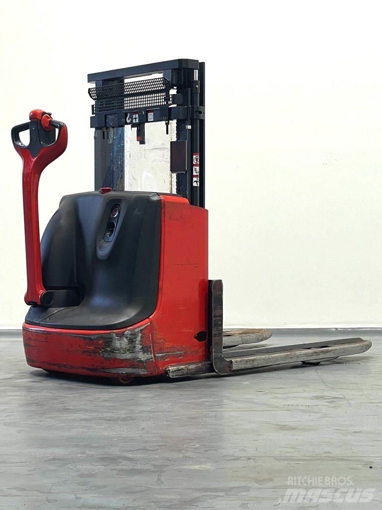 Linde L12-1172 Ručni električni viličar