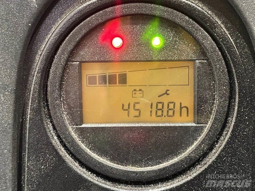 Linde L12-1172 Ručni električni viličar