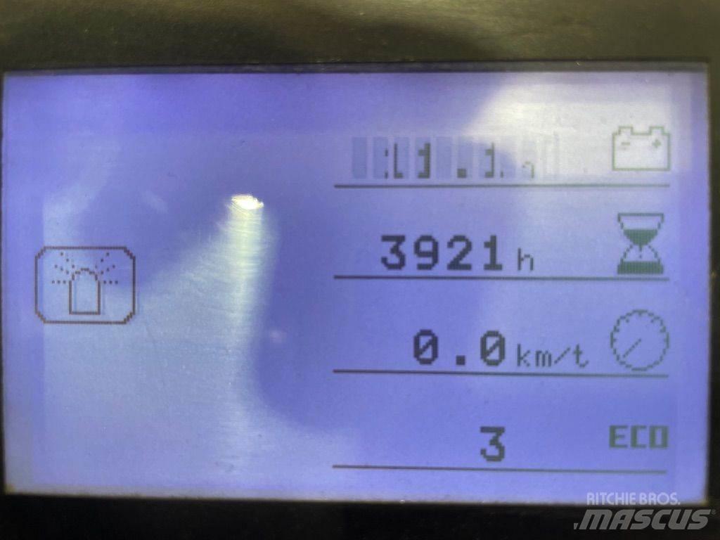 Linde P80-1191 Vučna vozila