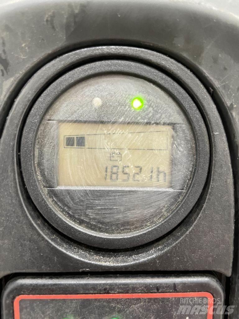 Linde T16-1152 Nisko podizni električni viličar