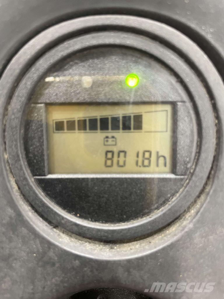 Linde T16L-1152 Nisko podizni električni viličar