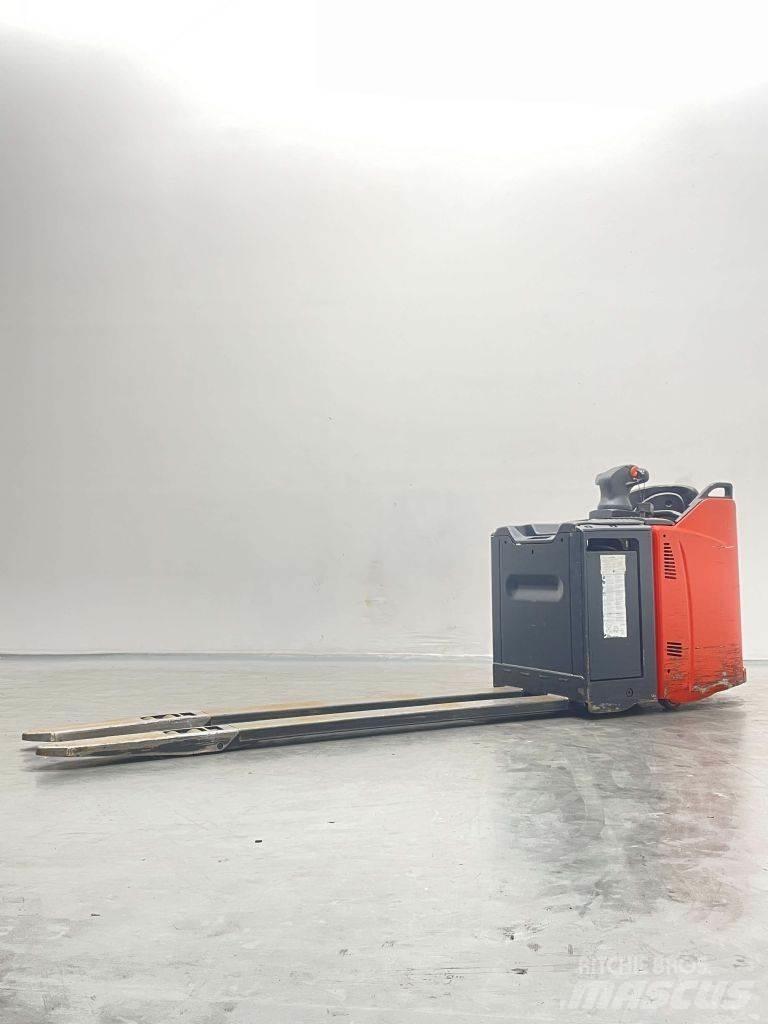 Linde T25SP-131 Nisko podizni električni viličar