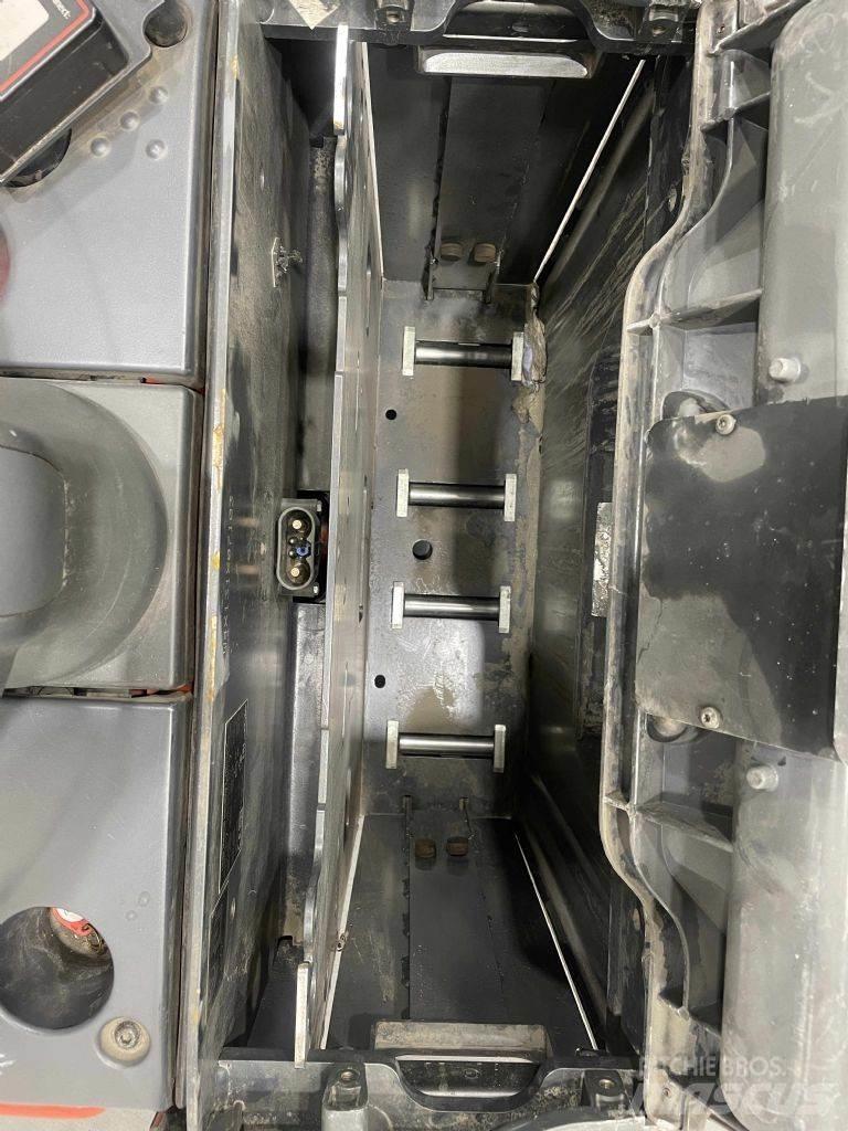 Linde T30SP-131 Nisko podizni električni viličar