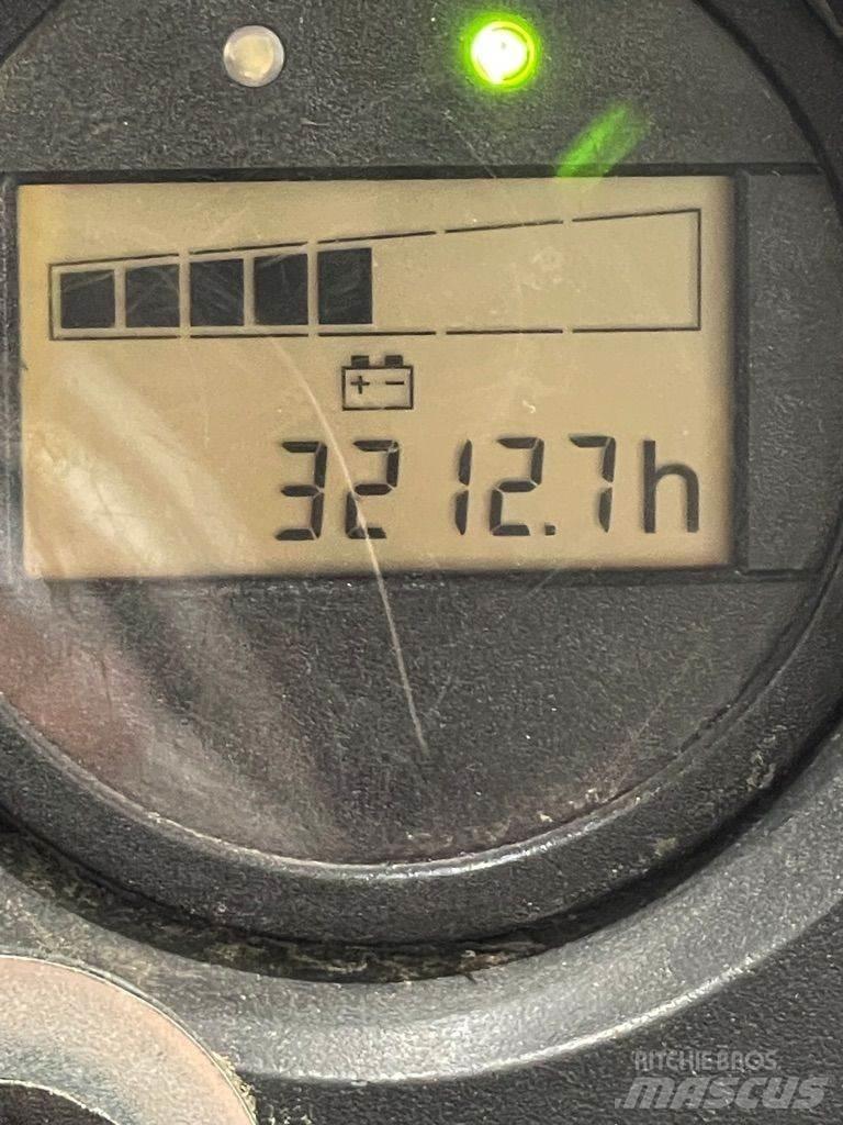 Still EXU-H20 Nisko podizni električni viličar