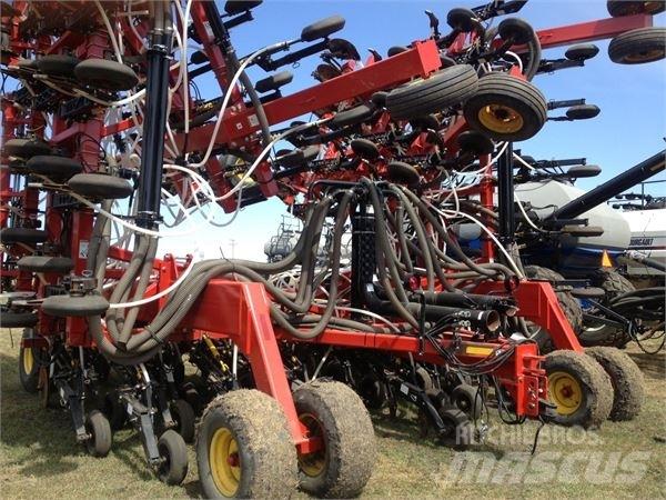 Bourgault 3310 Sijačice