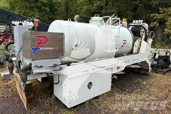  KEITH HUBER J12 Tanker poluprikolice