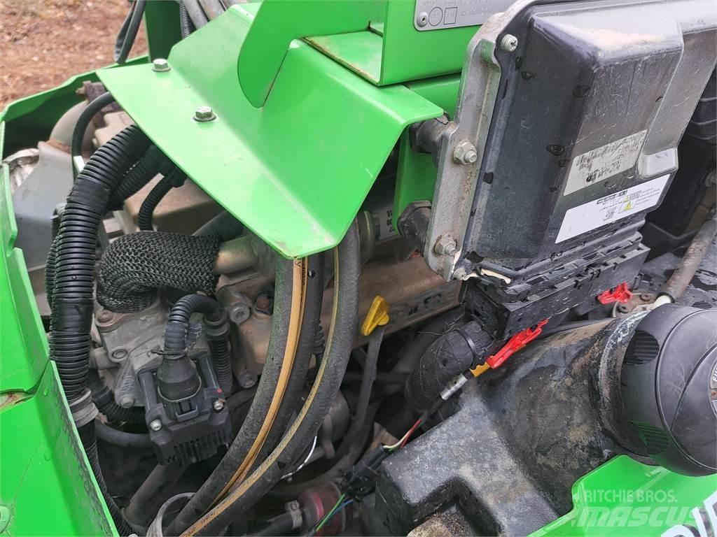 Avant 760 i Skid steer mini utovarivači