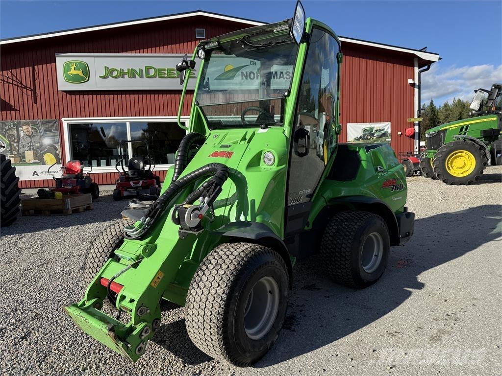 Avant 760i Skid steer mini utovarivači