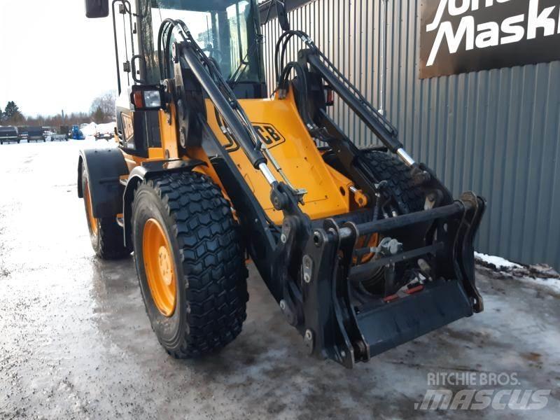 JCB 411 HT STORA BM Utovarivači na kotačima
