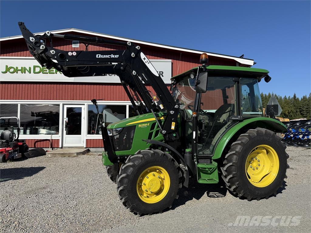 John Deere 5058E Traktori
