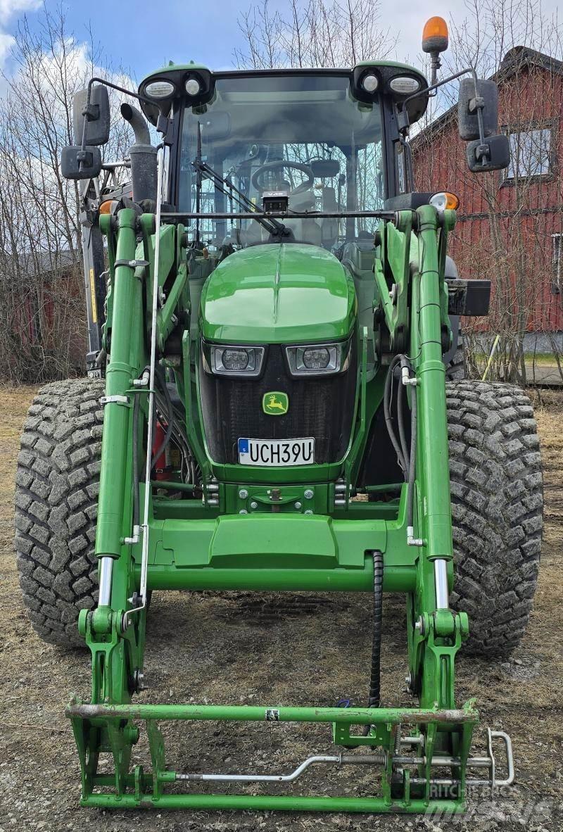 John Deere 5090R Traktori