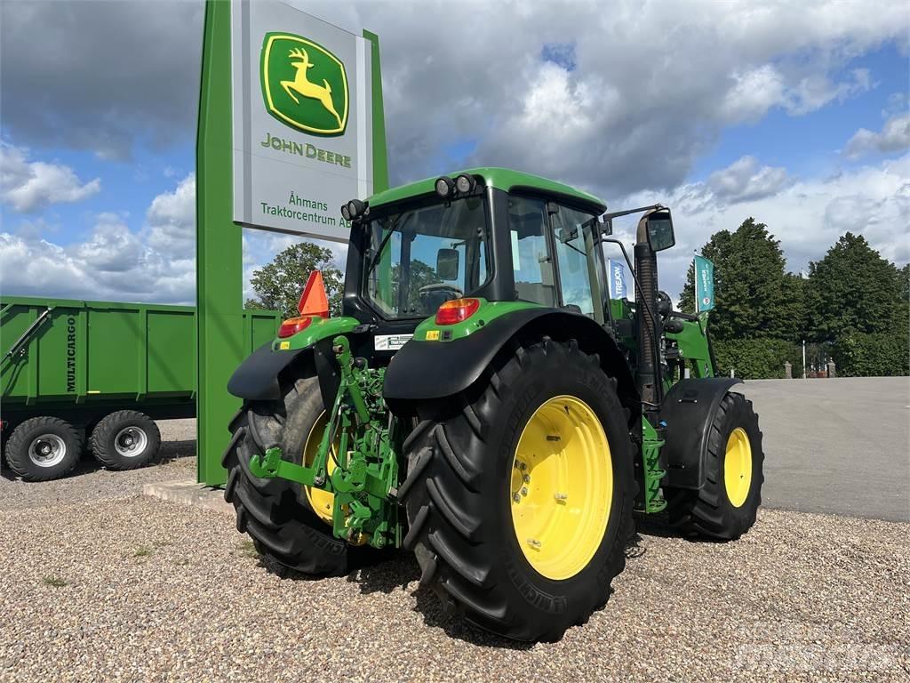 John Deere 6125M Traktori