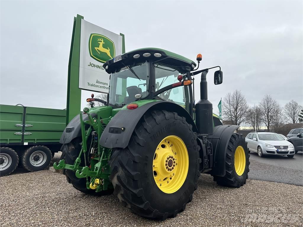 John Deere 7310R Traktori