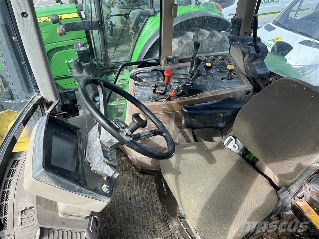 John Deere 7700 Traktori