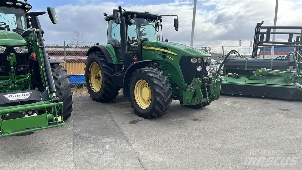 John Deere 7730 Traktori