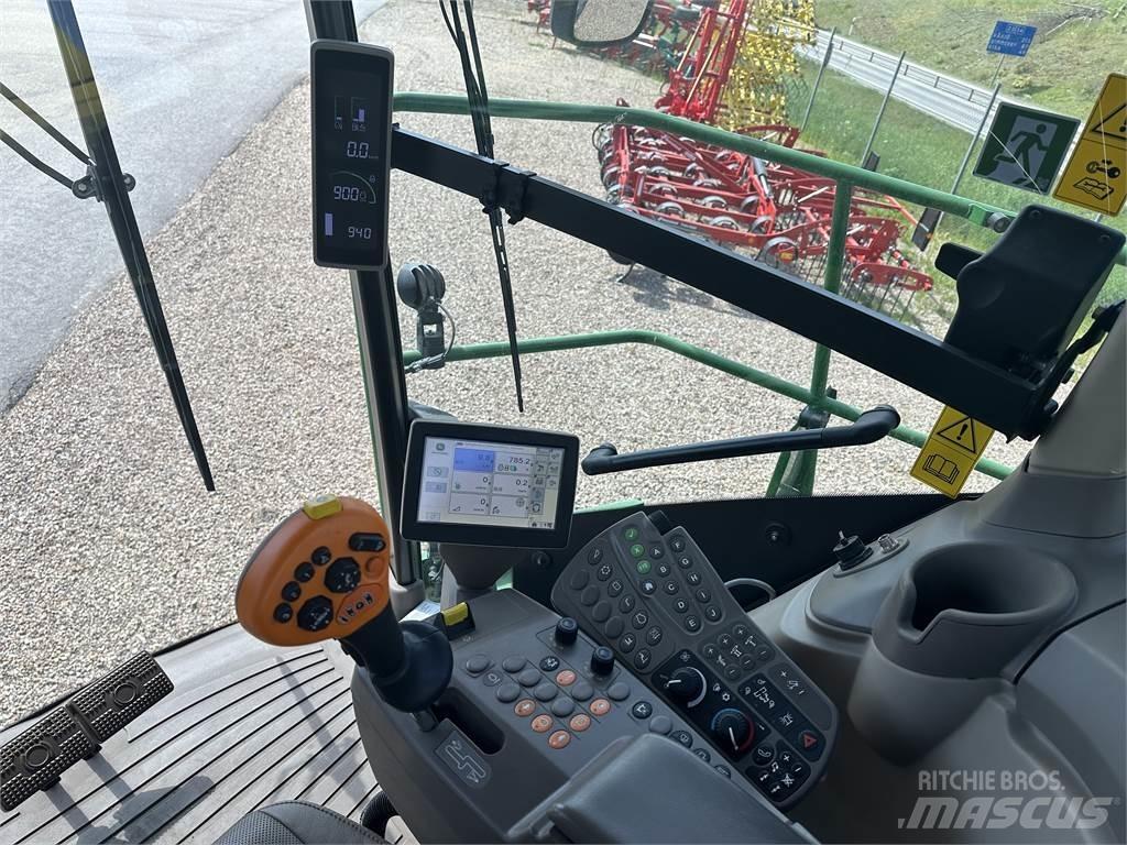 John Deere 8600 Strojevi za krmu na vlastiti pogon