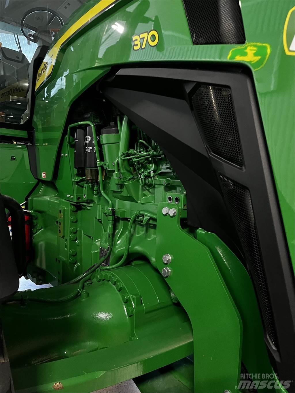 John Deere 8RX 370 Traktori