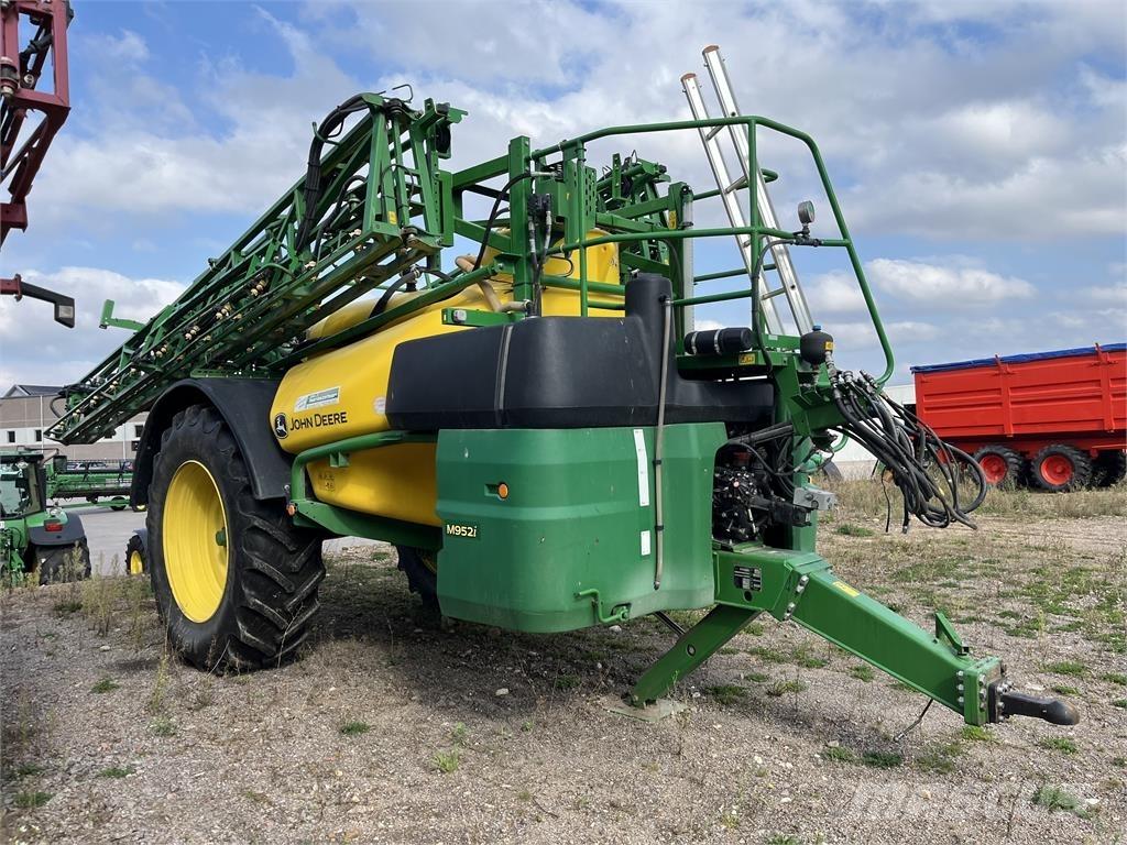 John Deere M952 Vučene prskalice