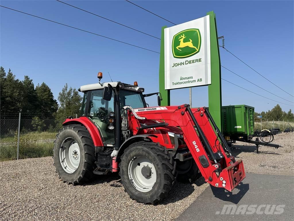 Massey Ferguson 5712 Traktori