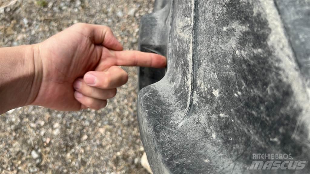 Trelleborg 520/85R42 Gume, kotači i naplatci