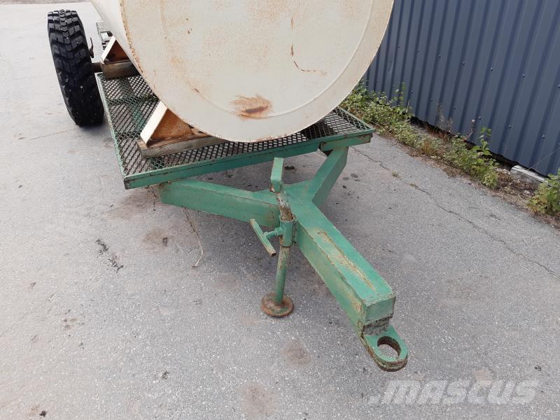  VAGN 1-AXLAD MED TANK Prikolice za opće namjene