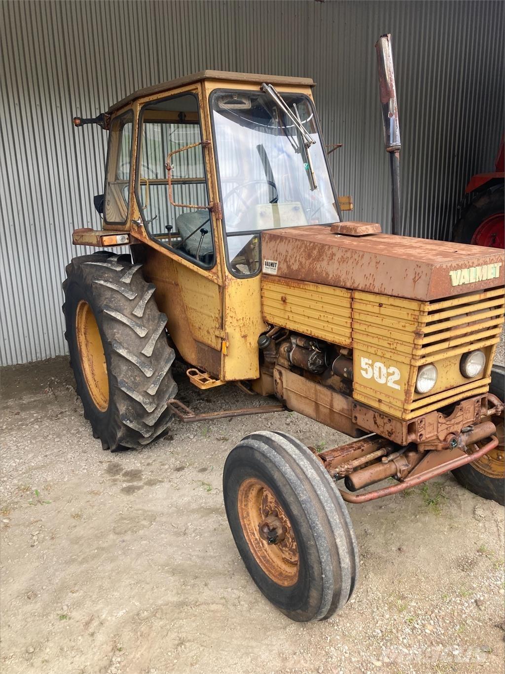Valmet 502 TRAKTOR (KUND) Traktori