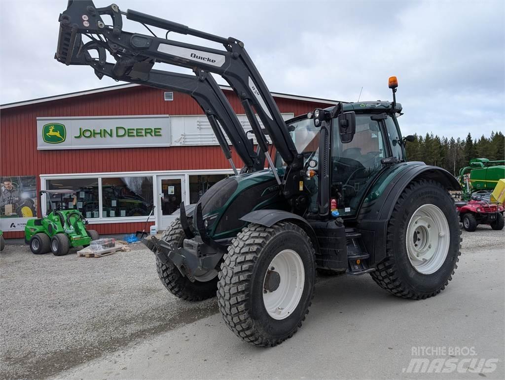 Valtra N154E Twintrac Traktori