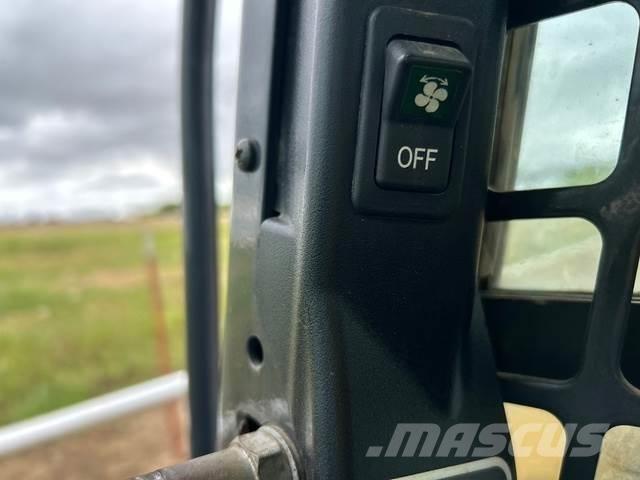 Bobcat T770 Skid steer mini utovarivači