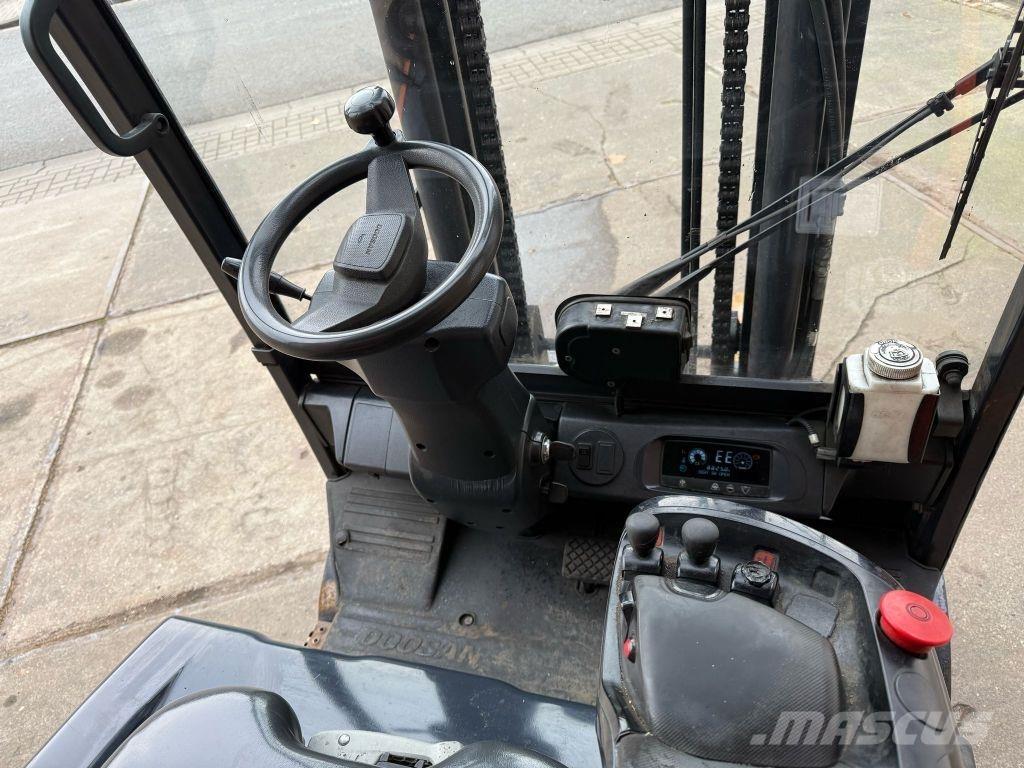 Doosan B35X-7 Električni viličari