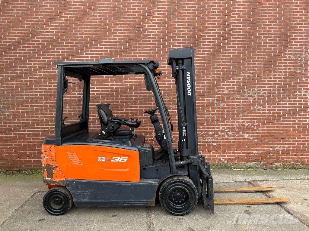 Doosan B35X-7 Električni viličari