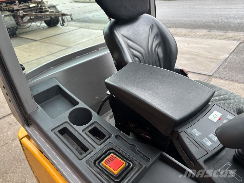 Jungheinrich EFG 216k Električni viličari