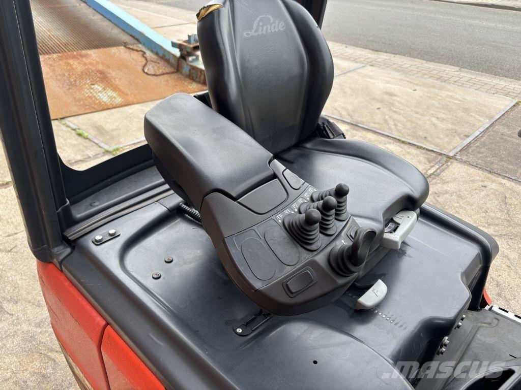 Linde E14-02 Električni viličari