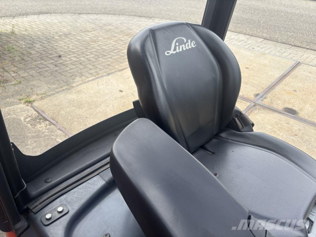 Linde E15-02 Električni viličari