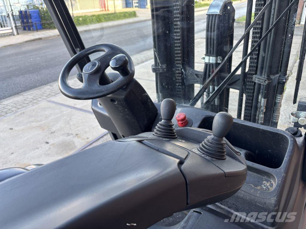 Linde E25HL-01/600 Električni viličari