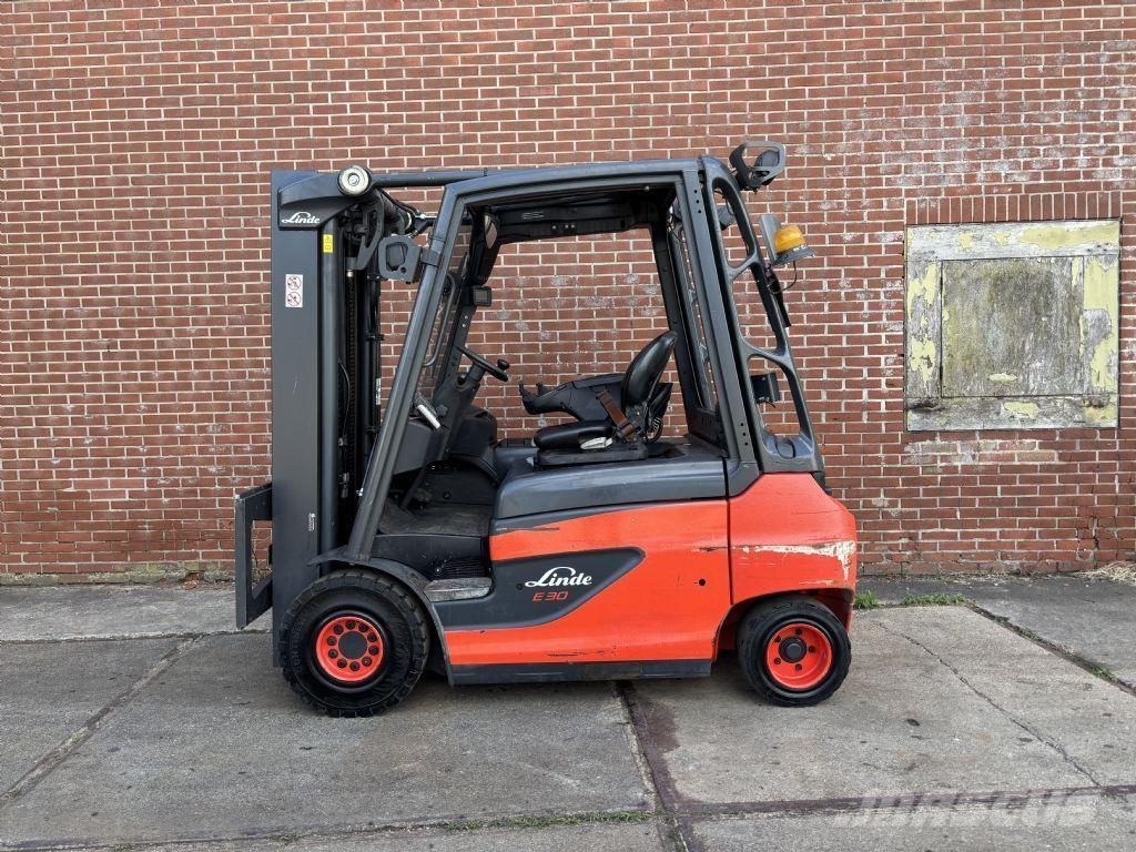 Linde E30-01 Električni viličari