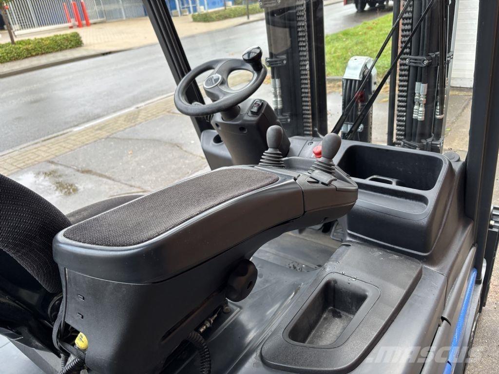 Linde E30L-01 Električni viličari