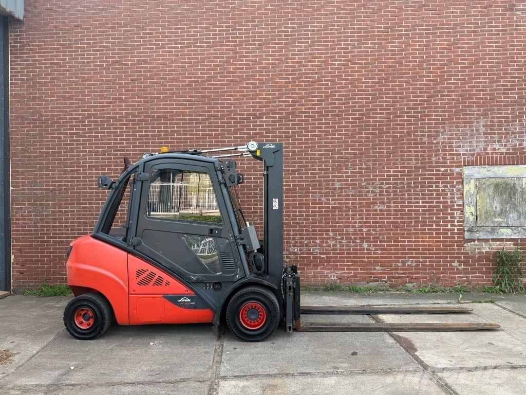 Linde H35D-02 Diesel trucks