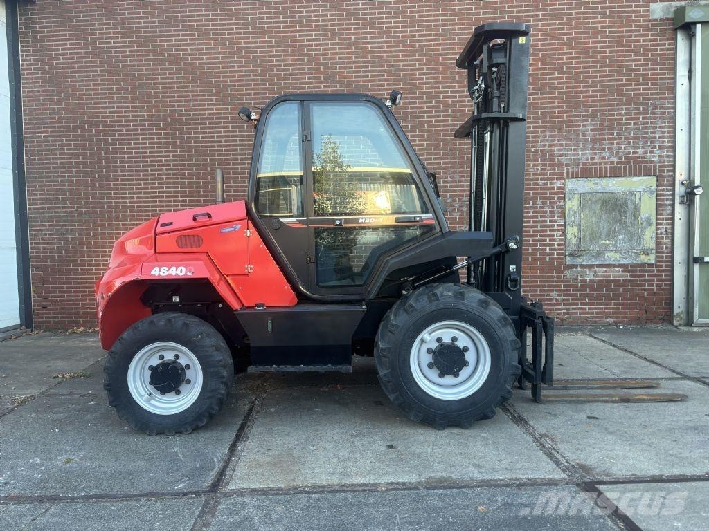 Manitou M30-4 Terenski viličar