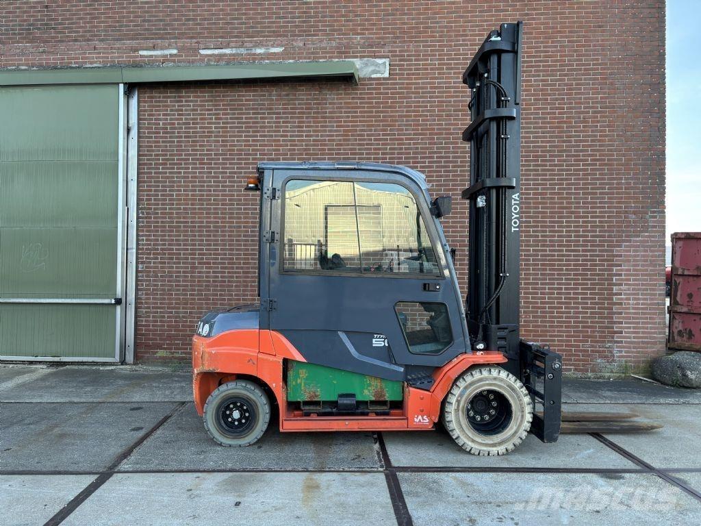 Toyota 8FBMT50 Električni viličari